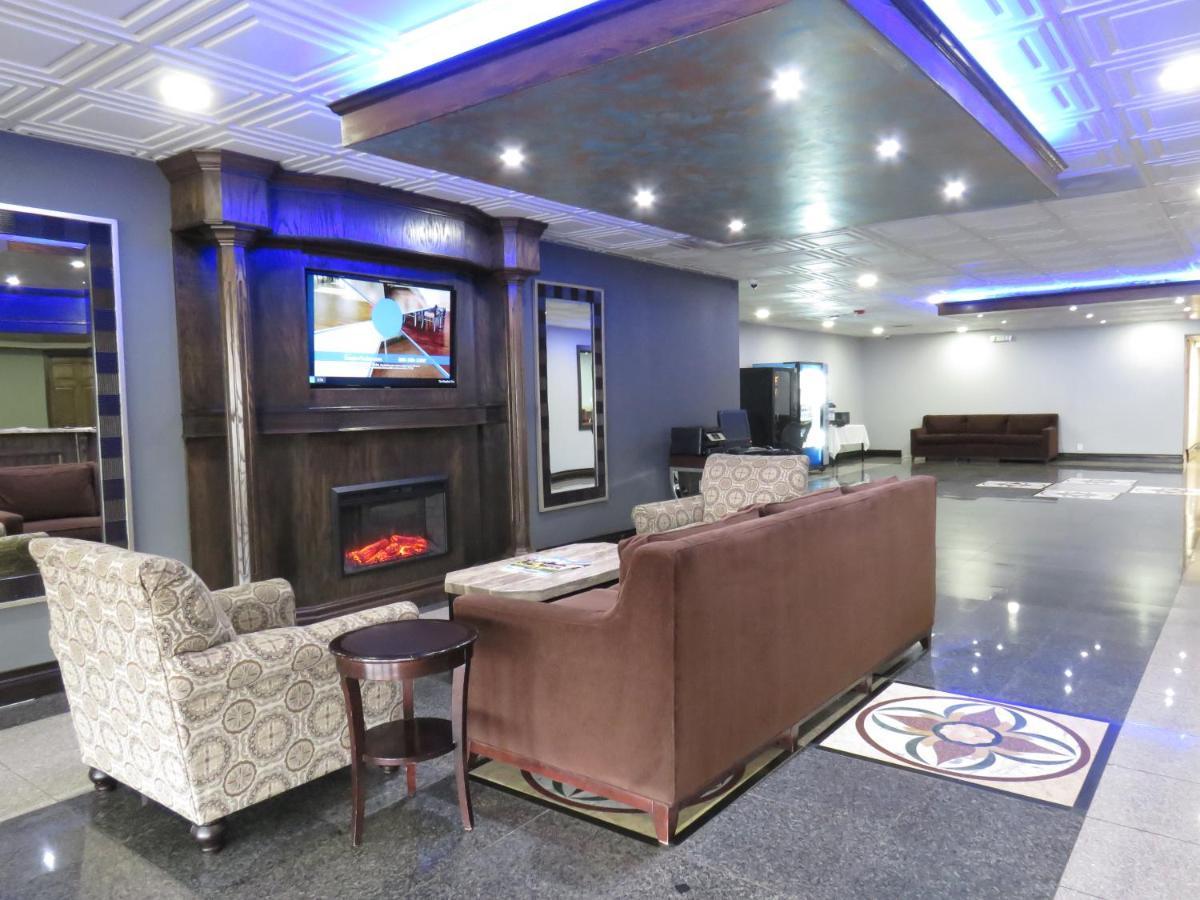 American Inn & Suites Ferndale Extérieur photo