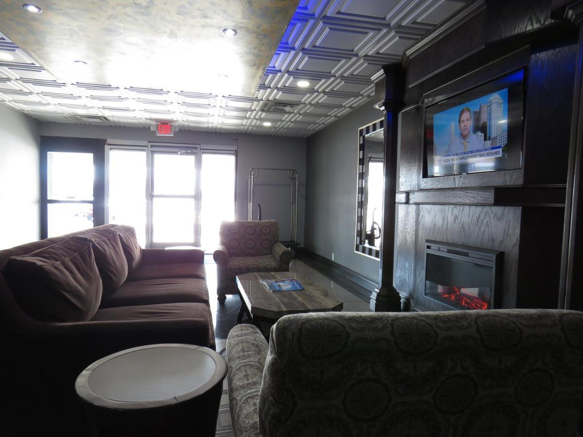 American Inn & Suites Ferndale Extérieur photo